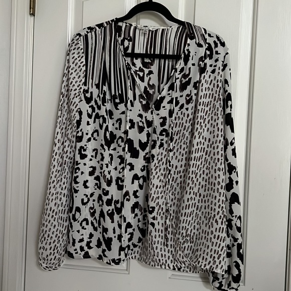 Blouse - Picture 2 of 7